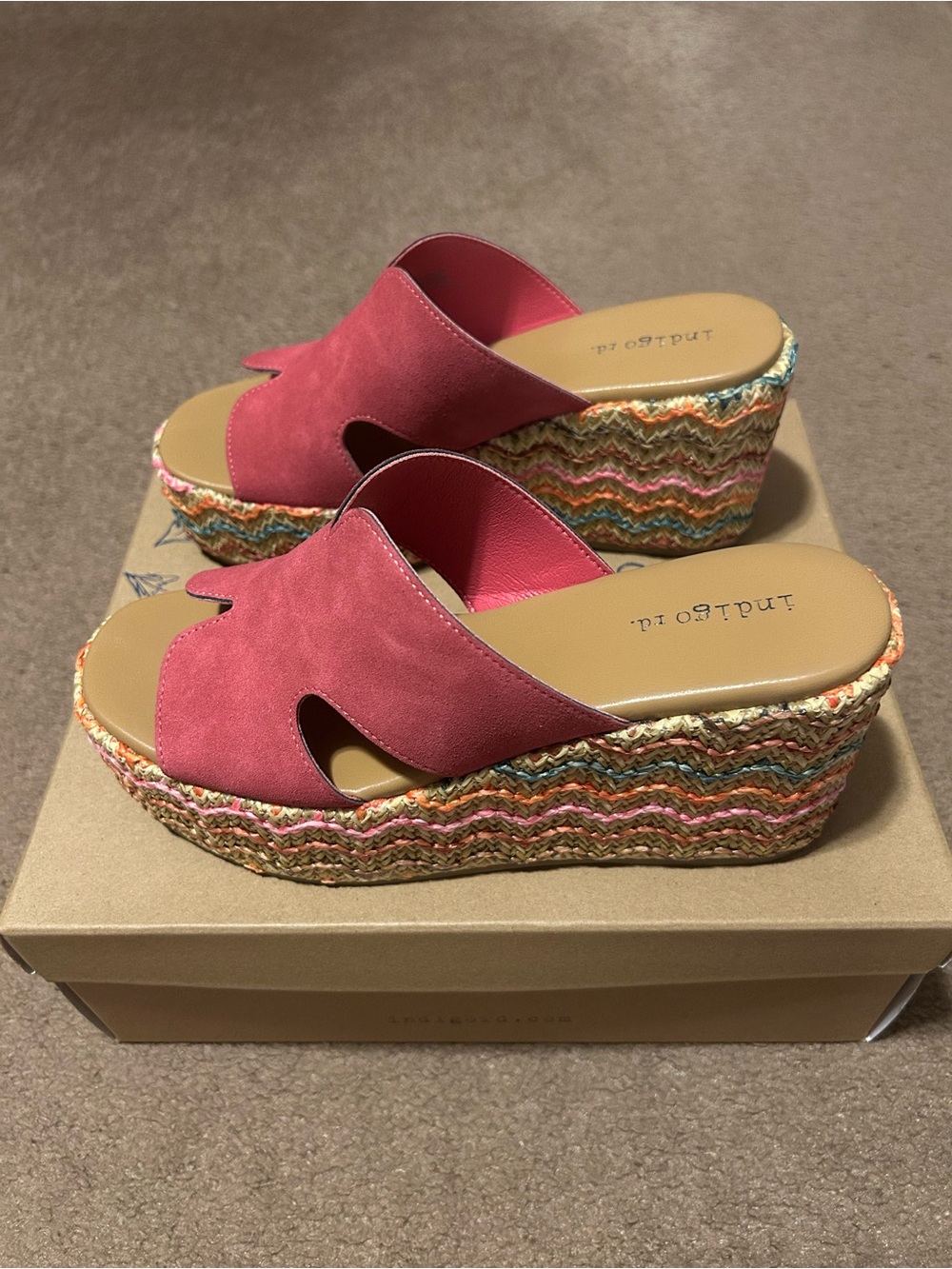 Indigo Rd Women's Wabian Wedge Sandals Platform Dark Pink Suede